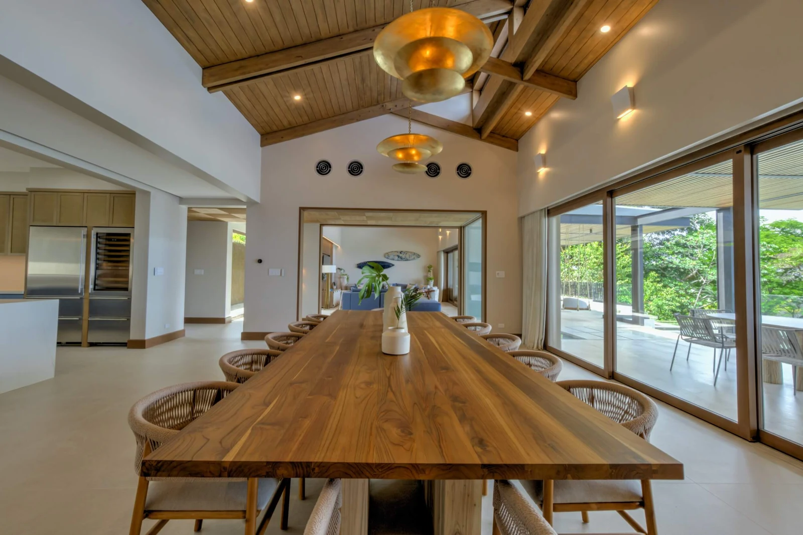 Photograph of Papagayo 5BR Coastal Retreat: dining room and kitchen