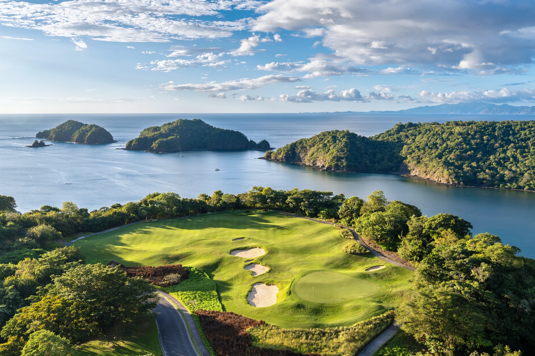 Coastal golf course overlooking the ocean at Peninsula Papagayo