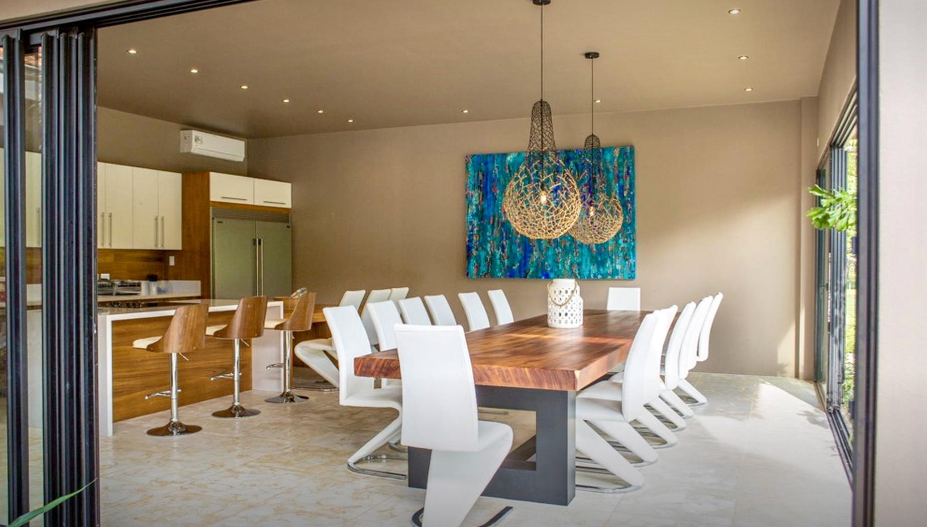 Indoor dining room