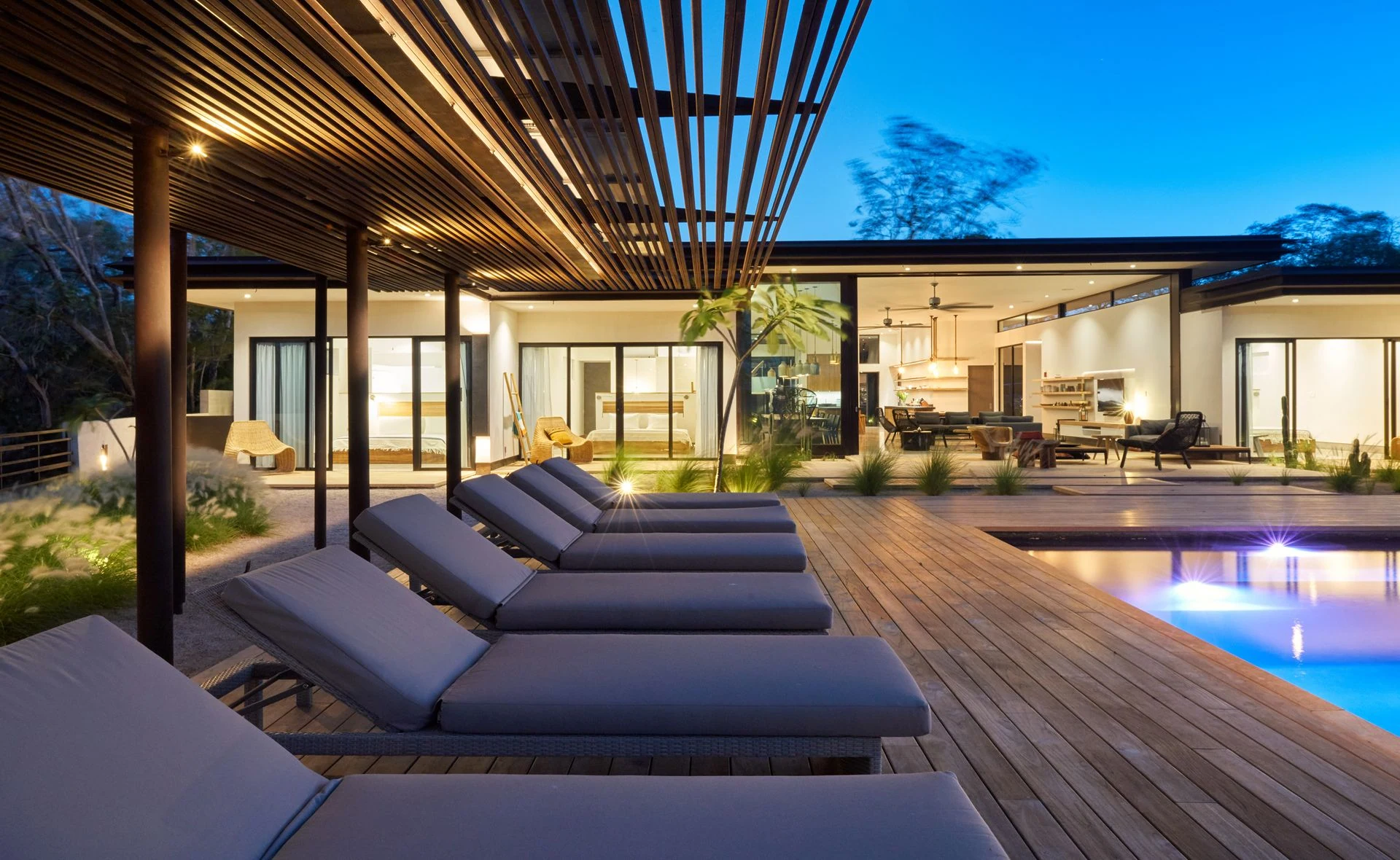 pool / pool terrace