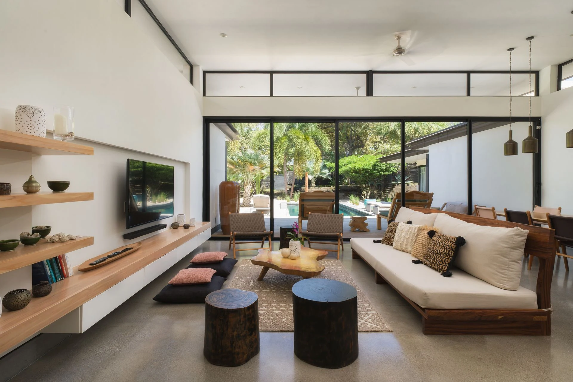 living / dining