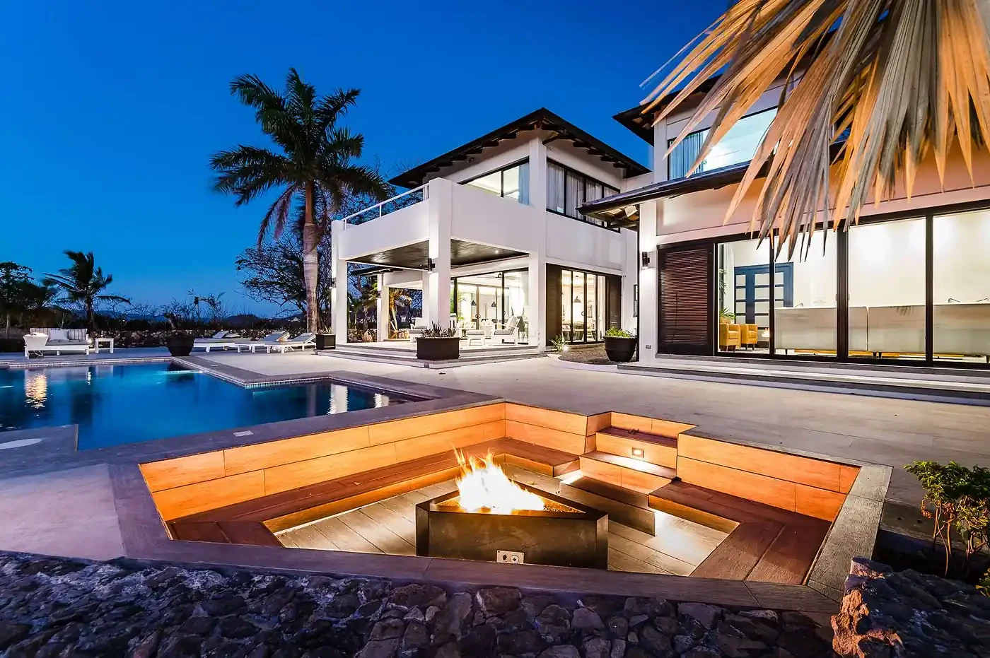 pool / exterior